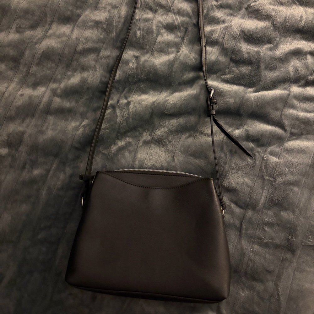 Nine West Black Crossbody bag - Picture 3 of 8